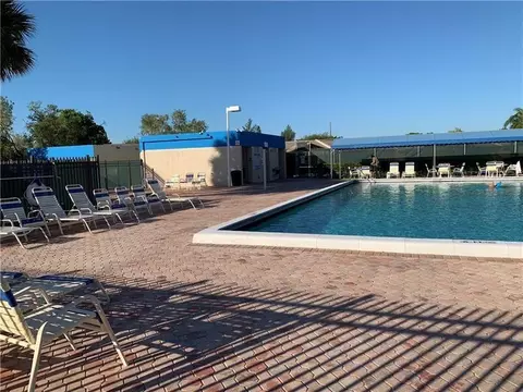 Exterior - 5263 Copperleaf Cir, Delray Beach, FL 33484 photo 5 of 10