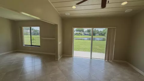 Living - 5263 Copperleaf Cir, Delray Beach, FL 33484 photo 2 of 4