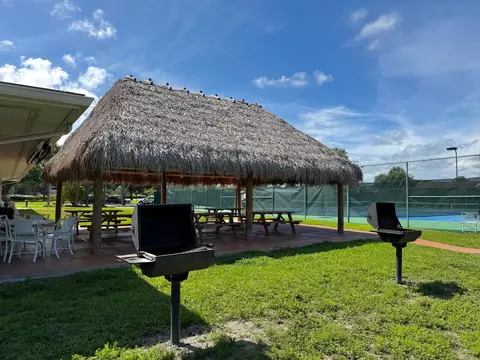 Exterior - 5263 Copperleaf Cir, Delray Beach, FL 33484 photo 9 of 10