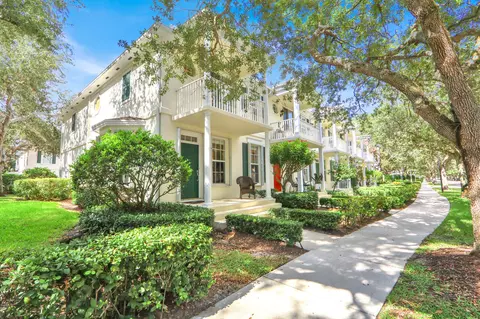 Exterior - 131 Radcliffe Ct, Jupiter, FL 33458 photo 2 of 6