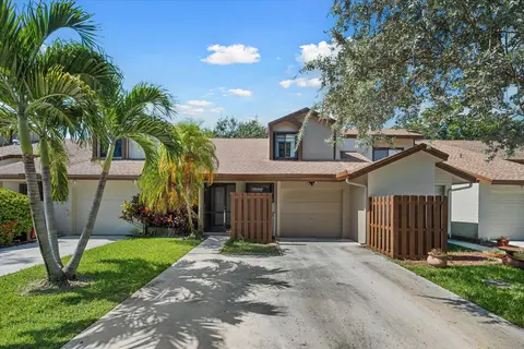 22505 Thousand Pines Ln, Boca Raton, FL 33428