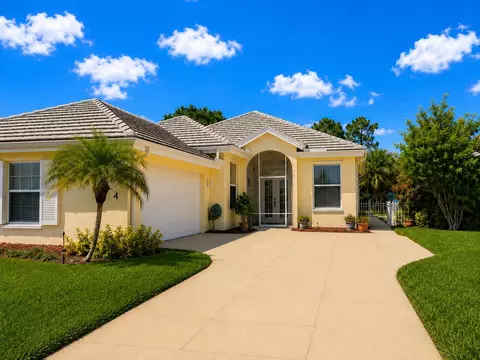 7564 SE Bay Cedar Cir, Hobe Sound, FL 33455