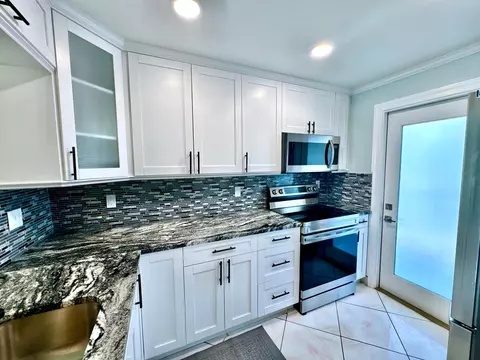 801 N Ocean Blvd #202, Pompano Beach, FL 33062