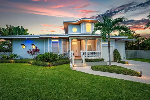 1121 Fairview Ln, Singer Island, FL 33404