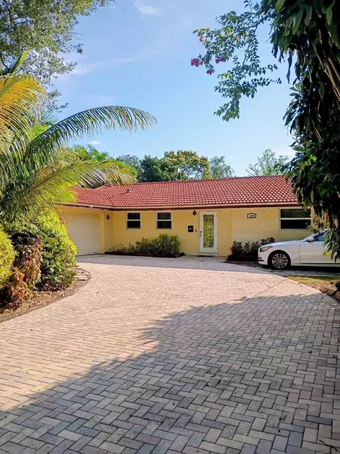 Undisclosed, Plantation, FL 33317