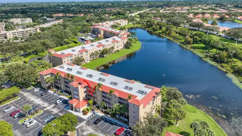 5842 Crystal Shores Dr #205, Boynton Beach, FL 33437