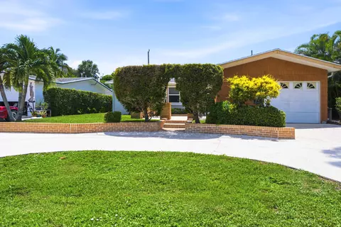 278 Camellia St, Palm Beach Gardens, FL 33410