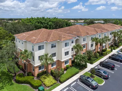 9857 Baywinds Dr #9301, West Palm Beach, FL 33411