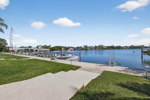 View/Area - 478 Tequesta Dr #204, Tequesta, FL 33469 photo 7 of 18