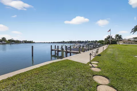 View/Area - 478 Tequesta Dr #204, Tequesta, FL 33469 photo 6 of 18