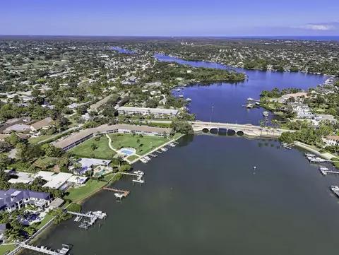 View/Area - 478 Tequesta Dr #204, Tequesta, FL 33469 photo 13 of 18