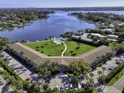 View/Area - 478 Tequesta Dr #204, Tequesta, FL 33469 photo 12 of 18