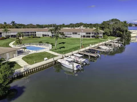 View/Area - 478 Tequesta Dr #204, Tequesta, FL 33469 photo 2 of 18