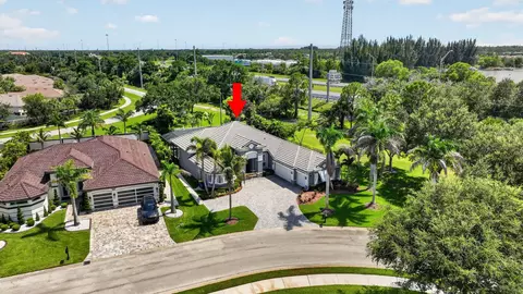 View/Area - 755 SW River Bend Cir, Stuart, FL 34997 photo 3 of 20