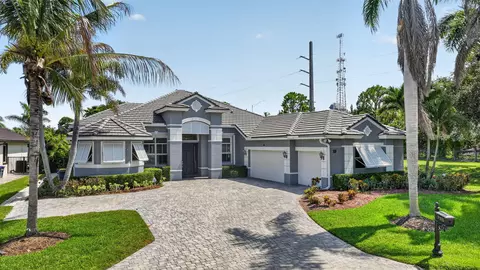 Exterior - 755 SW River Bend Cir, Stuart, FL 34997 photo 16 of 17
