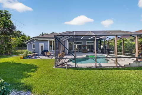 Exterior - 755 SW River Bend Cir, Stuart, FL 34997 photo 12 of 17