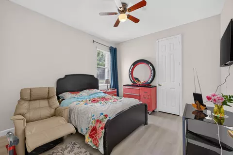 Bedroom - 755 SW River Bend Cir, Stuart, FL 34997 photo 8 of 9