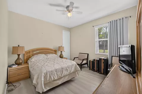 Bedroom - 755 SW River Bend Cir, Stuart, FL 34997 photo 6 of 9