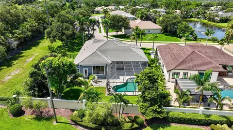 View/Area - 755 SW River Bend Cir, Stuart, FL 34997 photo 7 of 20