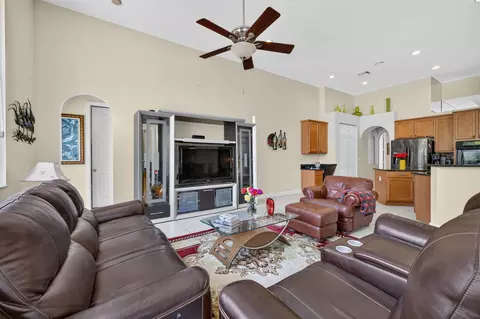 Living - 755 SW River Bend Cir, Stuart, FL 34997 photo 7 of 7
