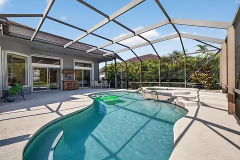 Exterior - 755 SW River Bend Cir, Stuart, FL 34997 photo 8 of 17