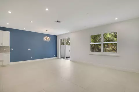 Living - 202 Preserve Trl S, Stuart, FL 34994 photo 3 of 7