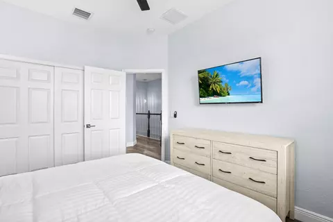 Bedroom - 5430 SE Moseley Dr, Stuart, FL 34997 photo 6 of 9