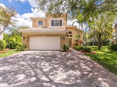 5805 NW 125th Ave, Parkland, FL 33076