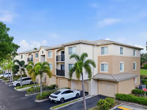 900 Crestwood Ct S #920, Royal Palm Beach, FL 33411