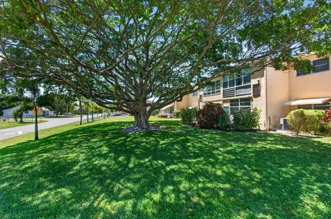 2101 NE 1st Ct #204, Boynton Beach, FL 33435
