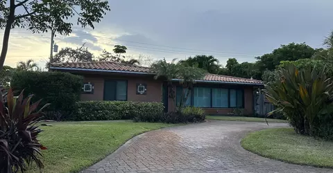 4621 NE 18th Ter, Fort Lauderdale, FL 33308