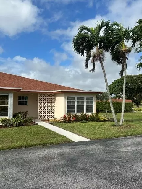 4585 NW 3rd St #D, Delray Beach, FL 33445