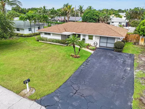 View/Area - 11 Windsor Rd E, Jupiter, FL 33469 photo 1 of 7