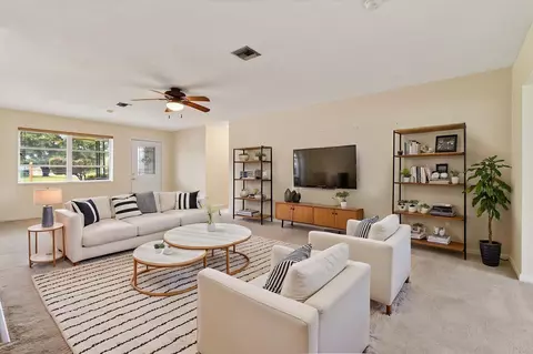 Living - 11 Windsor Rd E, Jupiter, FL 33469 photo 2 of 5