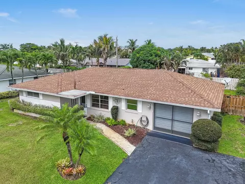 View/Area - 11 Windsor Rd E, Jupiter, FL 33469 photo 2 of 7