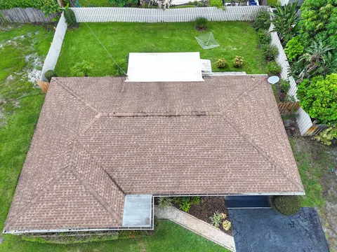 View/Area - 11 Windsor Rd E, Jupiter, FL 33469 photo 5 of 7