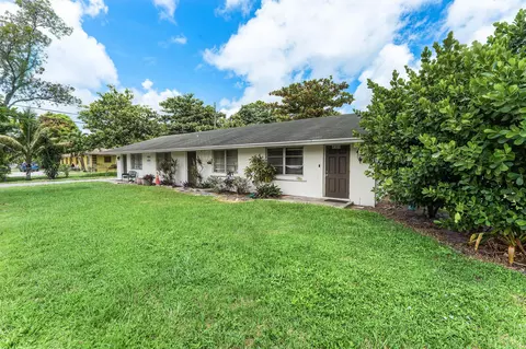 4301 Lakewood Rd, Lake Worth, FL 33461