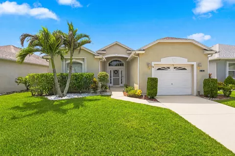 532 NW Portofino Ln, Port Saint Lucie, FL 34986
