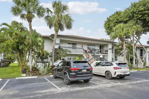 13679 Date Palm Ct #B, Delray Beach, FL 33484