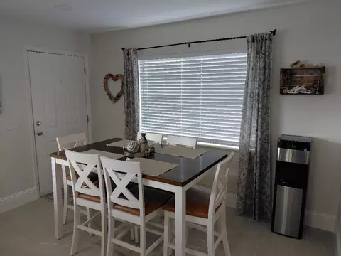 Dining - 2634 SE 30th St, Okeechobee, FL 34974 photo 1 of 1