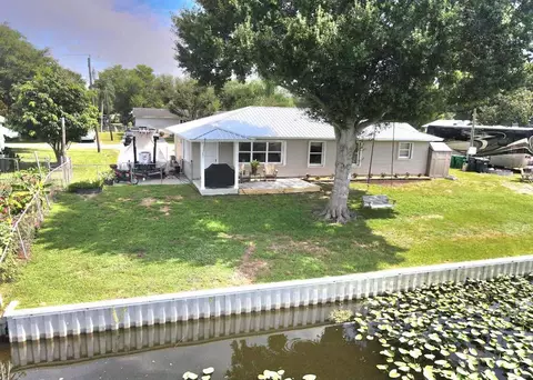 Exterior - 2634 SE 30th St, Okeechobee, FL 34974 photo 2 of 3