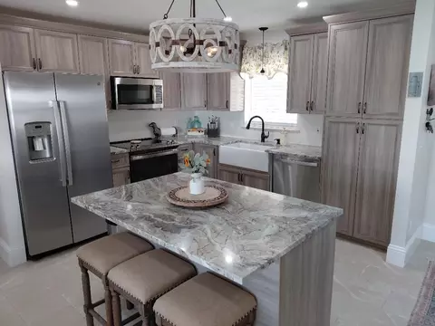 Kitchen - 2634 SE 30th St, Okeechobee, FL 34974 photo 1 of 3