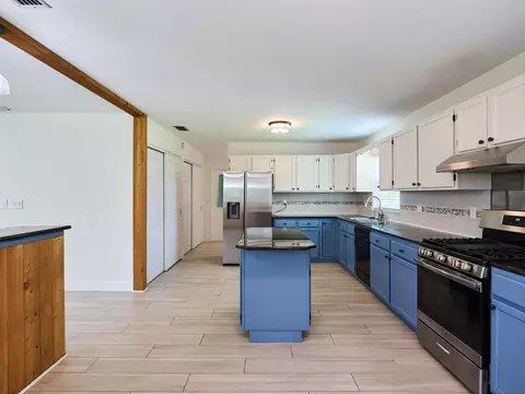 Kitchen - 296 SE Wentworth Dr, Stuart, FL 34996 photo 3 of 6