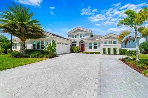 4560 Estates Cir, The Acreage, FL 33470