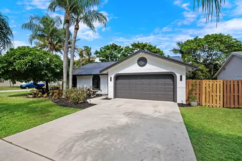7620 Texas Trl, Boca Raton, FL 33487