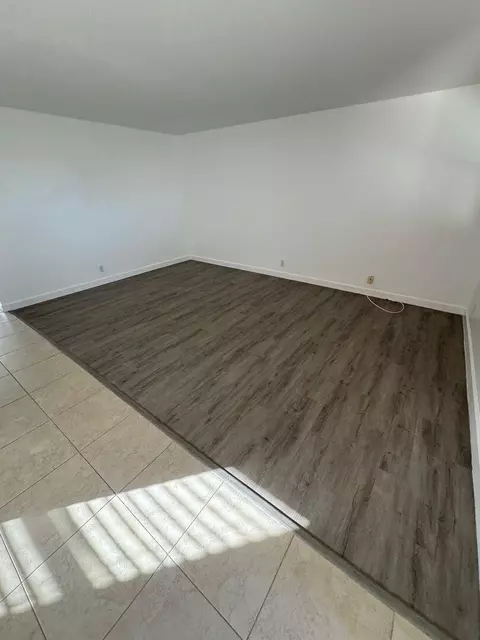 Living - 201 Brittany E, Delray Beach, FL 33446 photo 2 of 2