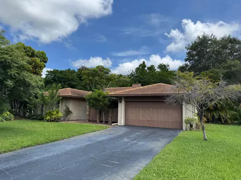 11287 Woodchuck Ln, Boca Raton, FL 33428