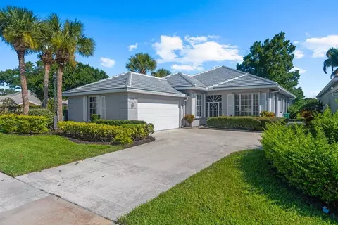 323 NW Bentley Cir, Port Saint Lucie, FL 34986