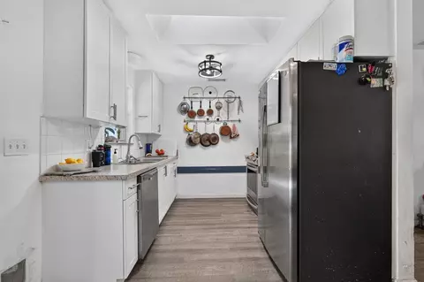 Kitchen - 303 S Delaware Blvd, Jupiter, FL 33458 photo 1 of 4