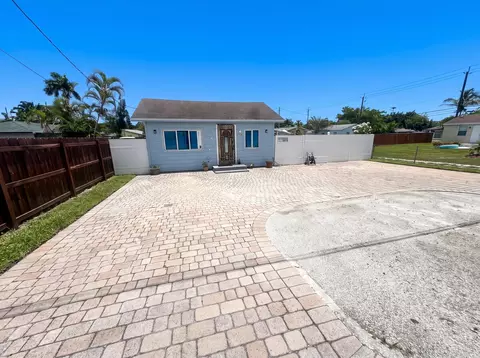 3718 Coconut Rd #A, Palm Springs, FL 33461